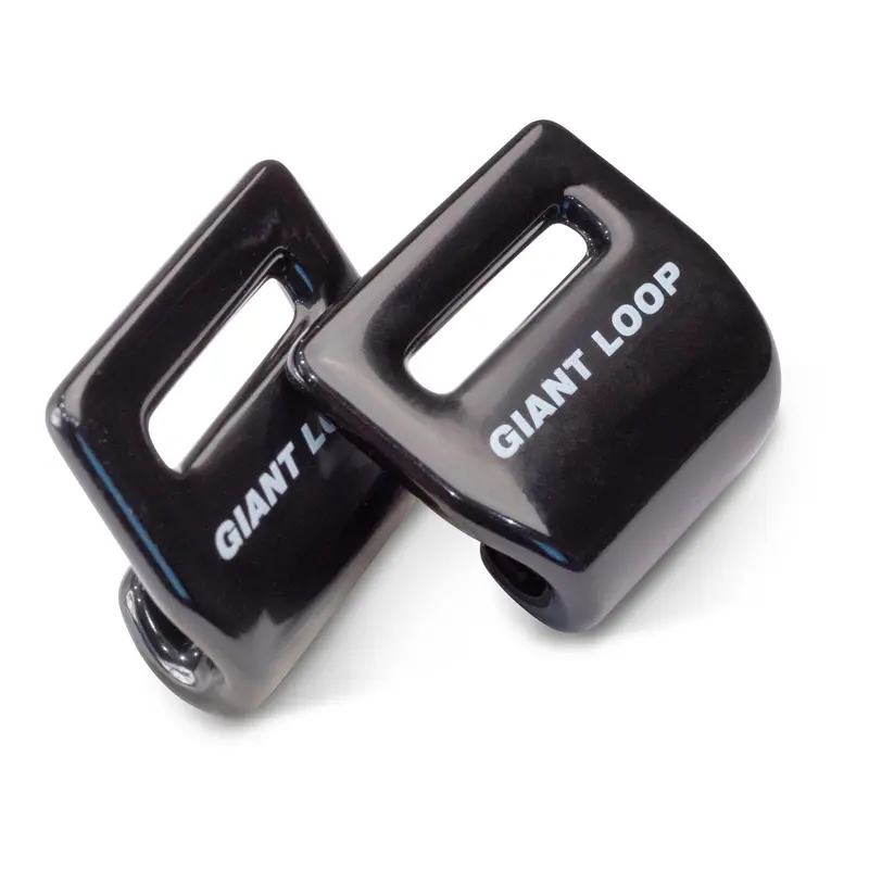 Giant Loop Fender Hooks ’26 (Pair) 1